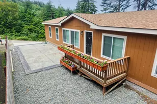 63463 Council Rd, Coos Bay, OR 97420 - Photo 4