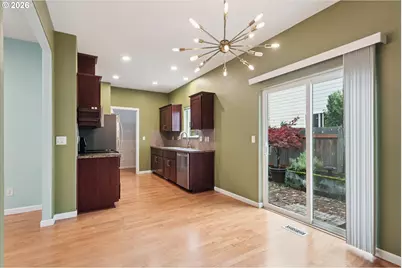 18232 SW Orlov Ct, Beaverton, OR 97078 - Photo 8