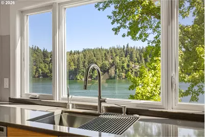 2470 Summit Ct, Lake Oswego, OR 97034 - Photo 26