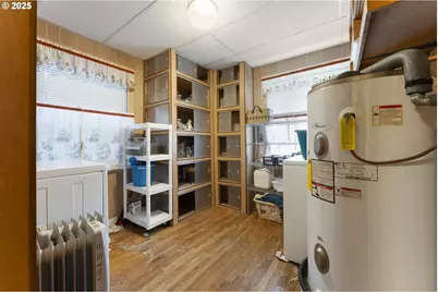 12624 SE Powell Blvd, Portland, OR 97236 - Photo 18