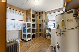 12624 SE Powell Blvd, Portland, OR 97236 - Photo 18