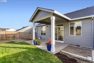 234 W 18th St, Lafayette, OR 97127 - Photo 26