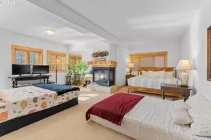 31200 E Collins Lake Rd, Government Camp, OR 97028 - Photo 16