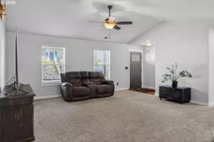 1015 Forest Heights St, Sutherlin, OR 97479 - Photo 18