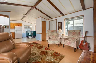 1475 Green Acres Rd, Eugene, OR 97408 - Photo 8