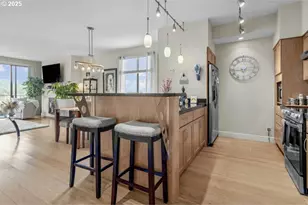 2221 SW 1st Ave, Portland, OR 97201 - Photo 10