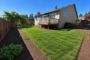 164 SW Mallard St, McMinnville, OR 97128 - Photo 12