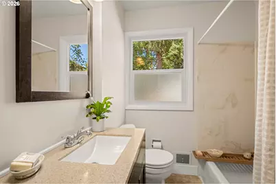 4815 SE Flavel Dr, Portland, OR 97206 - Photo 22