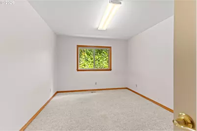 1446 W 14th Pl, Coquille, OR 97423 - Photo 26