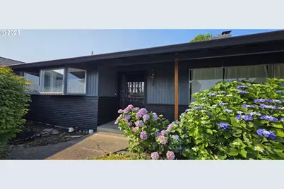 14128 NE Rose Pkwy, Portland, OR 97230 - Photo 2