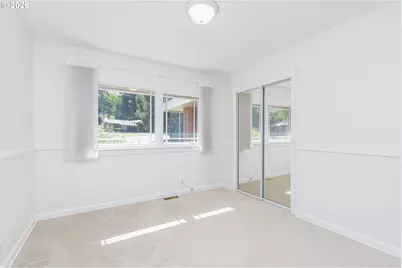 9645 SW Eagle Ct, Beaverton, OR 97008 - Photo 22