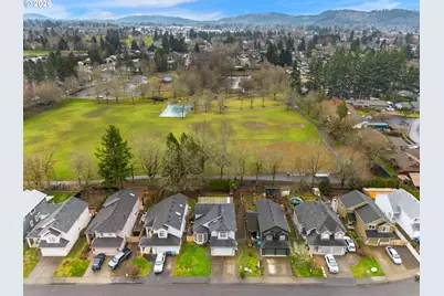 1556 NE 27th Ter, Gresham, OR 97030 - Photo 48