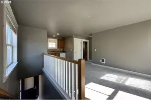 1505 NE Village St, Fairview, OR 97024 - Photo 22