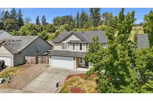 1601 E 4th Way, La Center, WA 98629 - Photo 2