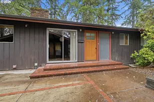 2041 E 26th Ave, Eugene, OR 97403 - Photo 2