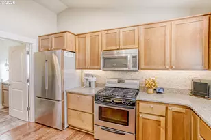 10245 SW 80th Ave, Portland, OR 97223 - Photo 8