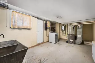 107 E 35th St, Vancouver, WA 98663 - Photo 32