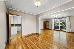 107 E 35th St, Vancouver, WA 98663 - Photo 10