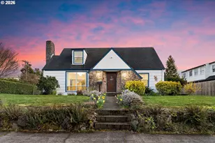 107 E 35th St, Vancouver, WA 98663 - Photo 2