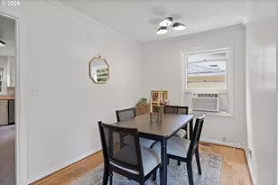 9710 SW 52nd Ave, Portland, OR 97219 - Photo 8