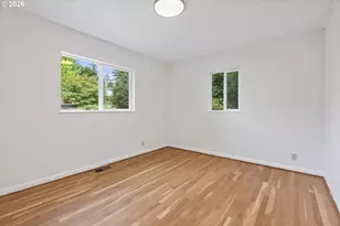 9710 SW 52nd Ave, Portland, OR 97219 - Photo 16