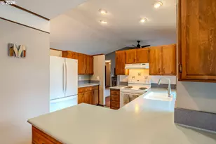 5285 SW 197th Ave, Beaverton, OR 97078 - Photo 20