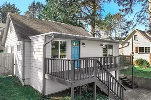 1842 NE 19th St, Lincoln City, OR 97367 - Photo 2