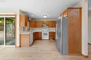 16108 SE Bybee Ct, Portland, OR 97236 - Photo 22