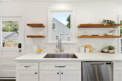 3945 SE Clinton St, Portland, OR 97202 - Photo 12
