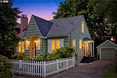 3945 SE Clinton St, Portland, OR 97202 - Photo 1