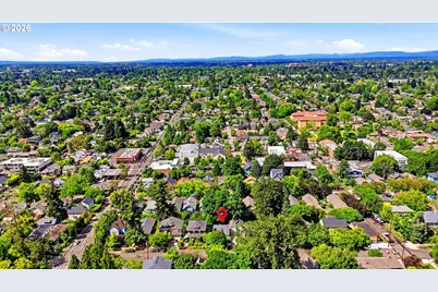 3945 SE Clinton St, Portland, OR 97202 - Photo 46
