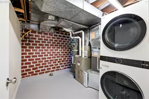 3945 SE Clinton St, Portland, OR 97202 - Photo 32