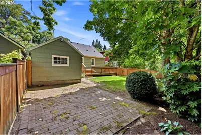 3945 SE Clinton St, Portland, OR 97202 - Photo 36