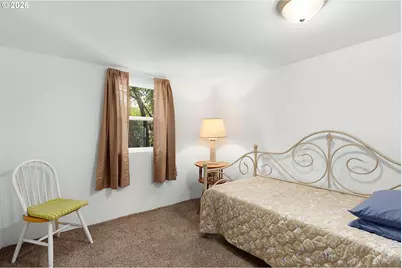 136 Sisters Ln, Roseburg, OR 97471 - Photo 18