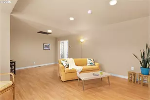136 Sisters Ln, Roseburg, OR 97471 - Photo 6