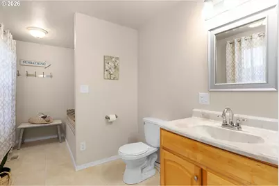 136 Sisters Ln, Roseburg, OR 97471 - Photo 22