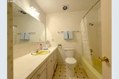 3615 Donald St, Eugene, OR 97405 - Photo 20