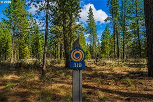 56385 Trailmere Cir, Bend, OR 97707 - Photo 1