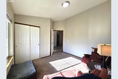 240 W Moore Ave, Hermiston, OR 97838 - Photo 8