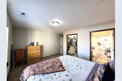 240 W Moore Ave, Hermiston, OR 97838 - Photo 10