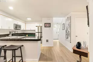 3926 Carman Dr, Lake Oswego, OR 97035 - Photo 20