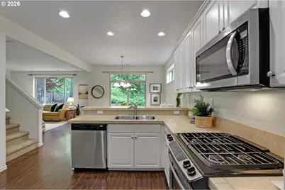 9386 NW Harvest Hill Dr, Portland, OR 97229 - Photo 8