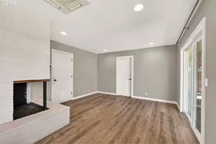 737 NE 18th St, McMinnville, OR 97128 - Photo 10