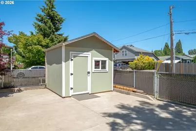737 NE 18th St, McMinnville, OR 97128 - Photo 30