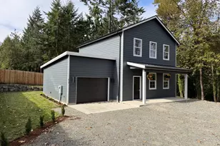 819 S Nevada Dr, Longview, WA 98632 - Photo 2