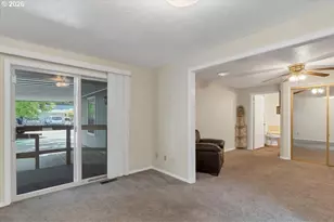 715 Wildflower St, Salem, OR 97301 - Photo 40