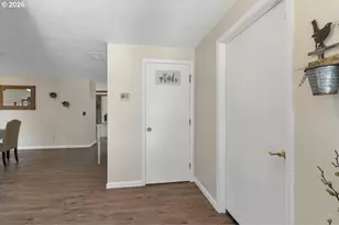 715 Wildflower St, Salem, OR 97301 - Photo 8