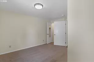 715 Wildflower St, Salem, OR 97301 - Photo 32