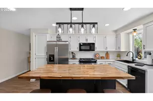 715 Wildflower St, Salem, OR 97301 - Photo 16