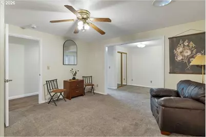 715 Wildflower St, Salem, OR 97301 - Photo 38